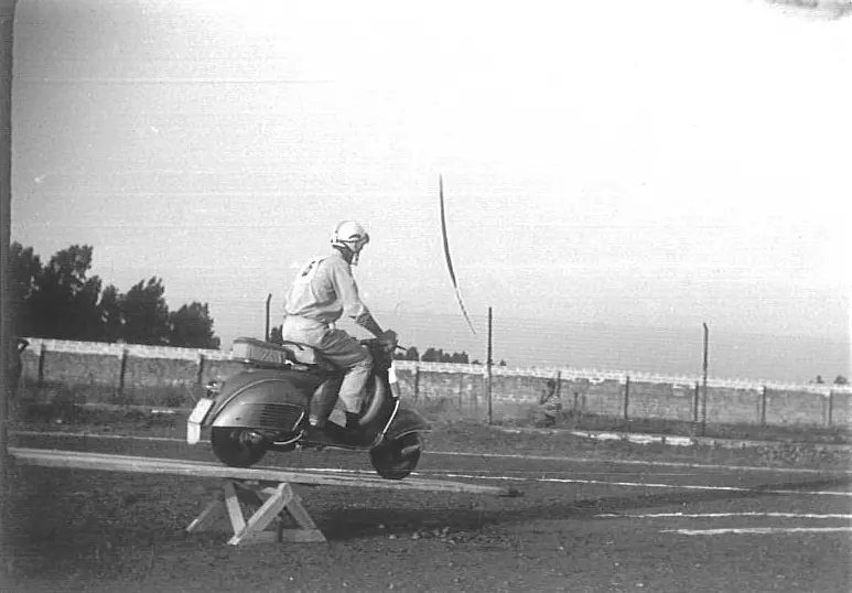 Vespa Club Brindisi raduno storico anni Sessanta