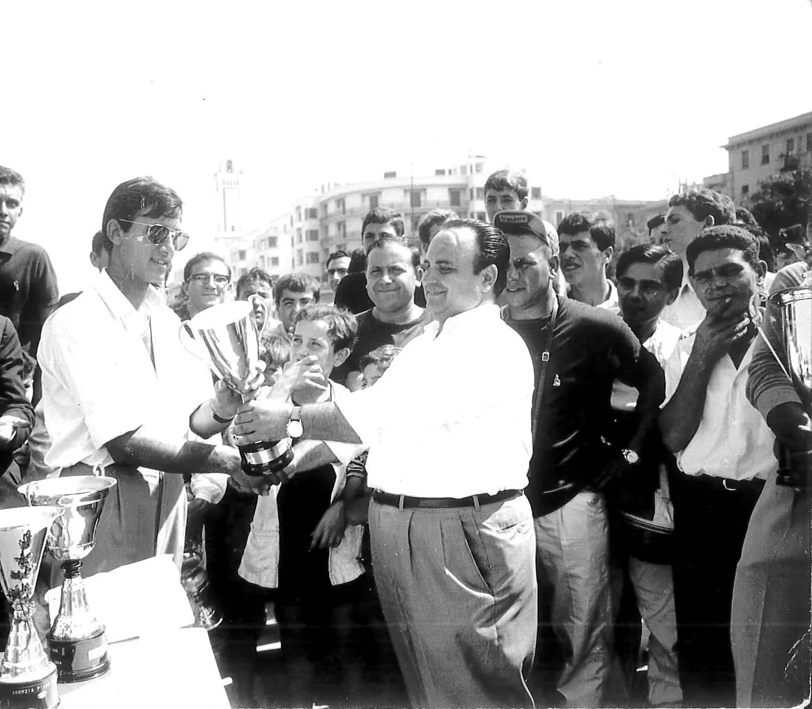Premiazione raduno Vespa Club Brindisi anni Sessanta
